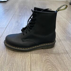 Doc Marten boots size 8 women / 7 men